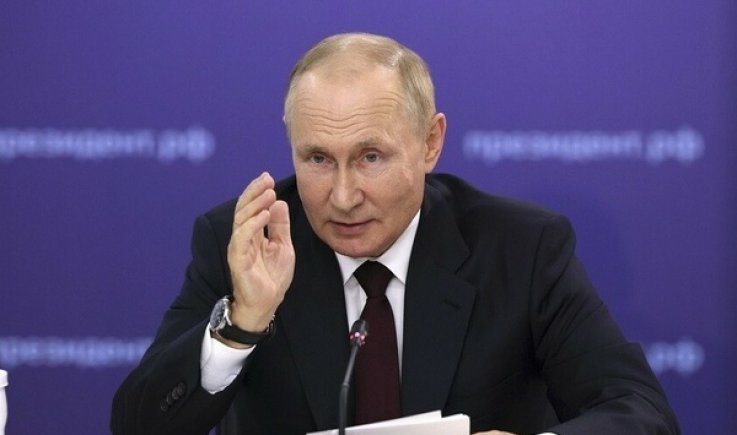 بوتين: التضخم في روسيا يشهد انخفاضا
